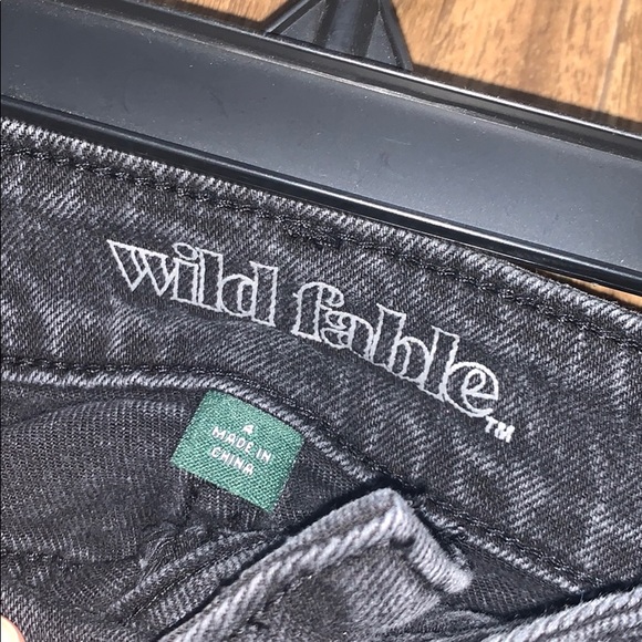 Wild Fable skirt - Picture 2 of 3